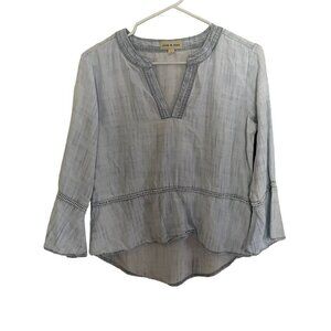 Anthropologie Cloth&Stone blue denim v-neck classic blouse long sleeved shirt